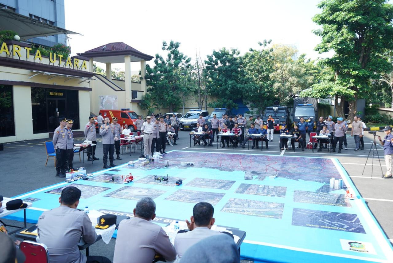 Kapolres Metro Jakarta Utara Pimpin Tactical Floor Game, Perkuat Kesiapsiagaan Pengamanan Wilayah