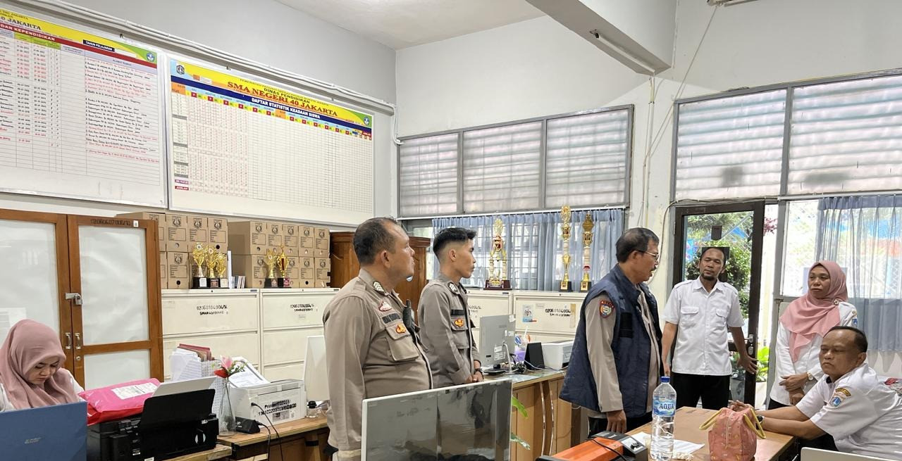 Polsek Pademangan Ajak Pelajar SMA 40 Pademangan Barat Bijak Bermedia Sosial dan Tak Mudah Terprovokasi