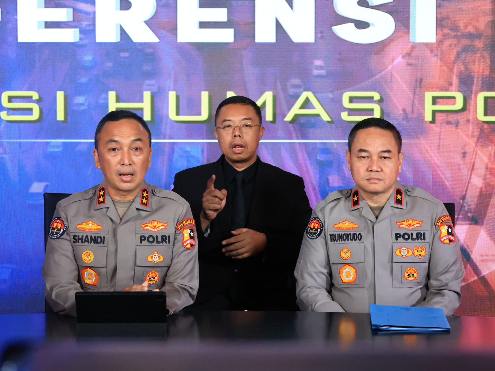 Netizen Penasaran 'Untuk Apa Robot Polisi', Ini Jawabannya