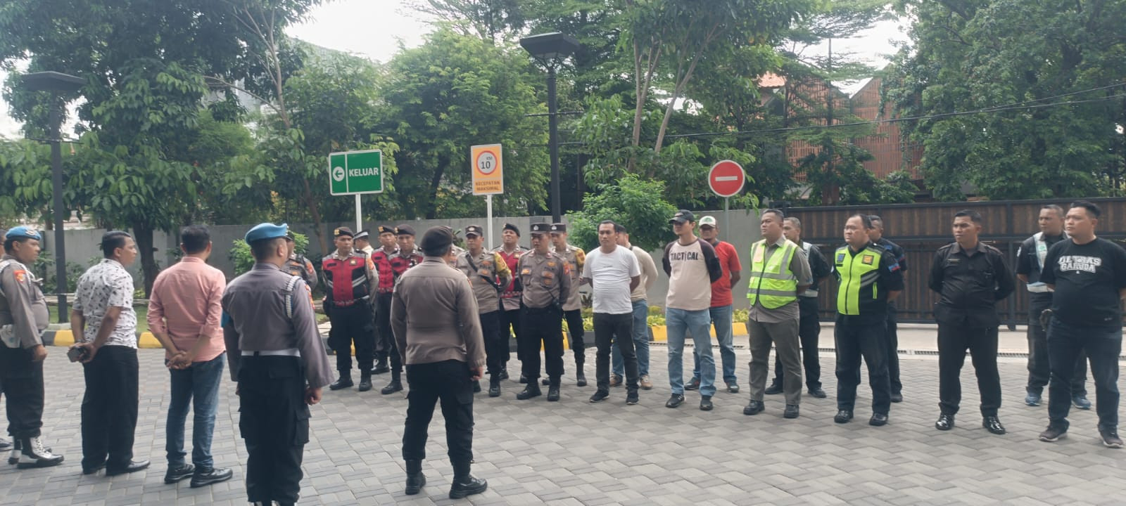 Polsek Koja Gelar Pengamanan Unjuk Rasa HMI di Pelindo Tower, Situasi Aman dan Kondusif