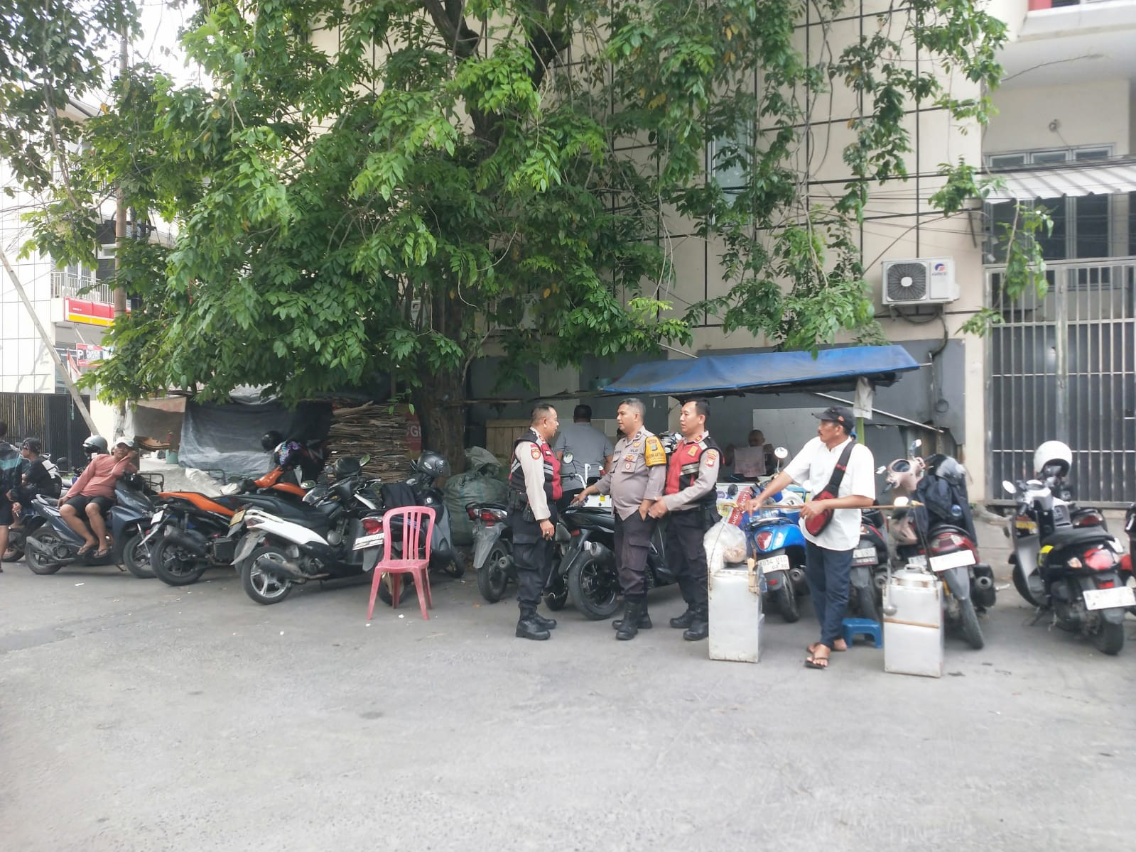 Polsek Metro Penjaringan Amankan Nobar Persija vs Persib di Pejagalan, Puluhan Jakmania Hadir