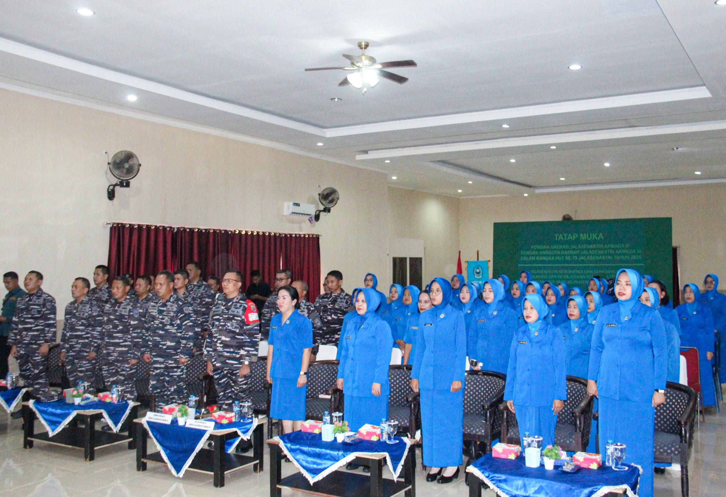 Danlantamal IX Ambon Didampingi Ketua Korcab IX DJA III Ikuti Pengarahan Pembina dan Ketua Daerah Jalasenastri Armada III