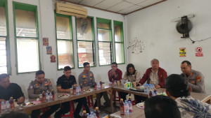 Kapolres Metro Bekasi Kota Perkuat Sinergi dengan Wartawan Online