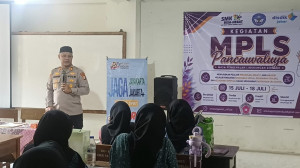 Jaga Jakarta On The Spot, Kapolsek Bekasi Barat MPLS di SMK Nurjamilah : Bekali Siswa Baru tentang Disiplin dan Meraih Cita-cita