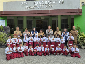 Polisi Peduli Pendidikan, Polda Metro Jaya Edukasi Siswa Cegah Perundungan
