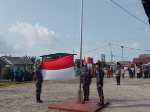 Posal dan Posbinter Jajaran Lanal Bintan Turut Meriahkan Upacara HUT Ke-81 Kemerdekaan RI
