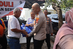 Polres Kepulauan Seribu Gelar Jakarta On The Spot Jumat Peduli Bersama Komunitas Sabuk Kamtibmas, Perkuat Sinergi Ojol dan Nelayan