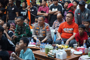 Kapolres Metro Jakarta Utara Tinjau Langsung Pengamanan Nobar Persija vs Persib di Pademangan