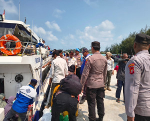 Jakarta On The Spot, Polres Kepulauan Seribu Kedepankan Pelayanan Humanis di Dermaga dan Sosialisasikan Layanan Polisi 110
