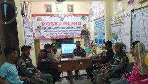 Patroli Malam Polsek Kepulauan Seribu Selatan Perkuat Kamtibmas, Sosialisasikan Layanan Polisi 110