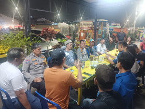 Jaga Jakarta On The Spot, Polisi Serap Aspirasi Warga Pegangsaan Dua Soal Keamanan Lingkungan