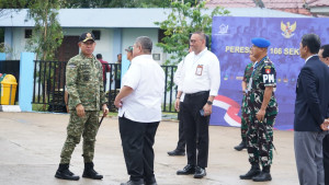 Panglima TNI Dampingi Presiden Prabowo Resmikan 166 Sekolah Rakyat