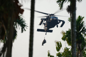 SOF TNI Dan Negara Sahabat Gelar Strike And Raid Operation