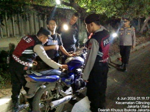 Razia Stasioner dan Patroli Mobile, Polsek Cilincing Pastikan Wilayah Tetap Kondusif