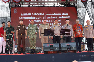 Semarak HUT RI ke-81 di Jakarta Utara, TNI-Polri dan Warga Perkuat Kebersamaan