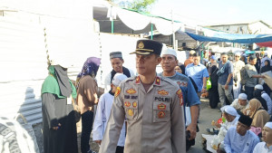 Polisi Kawal Ribuan Jemaah Hadiri Haul Akbar Habib Husein Alaydrus ke-278 di Luar Batang, Pengamanan Berjalan Kondusif