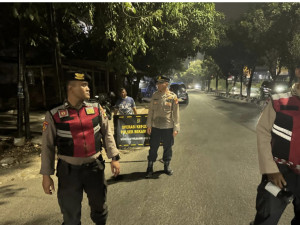 Jaga Jakarta On The Spot, Polsek Bekasi Barat Gelar Razia Stasioner dan Patroli Antisipasi Kejahatan Jalanan serta Tawuran