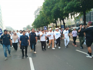 Dewan Pers Gelar Fun Walk Ratusan Peserta Meriahkan Fun Walk Hari Kebebasan Pers Sedunia di Jakarta