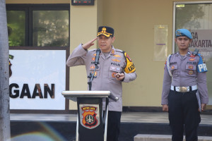 Kapolres Kepulauan Seribu Pimpin Apel Siaga Satu Pam Natal, Personel Dikerahkan Maksimal