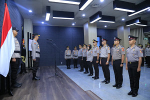 Pimpin Upacara Laporan Kenaikan Pangkat, Kadivhumas Ingatkan Peran Strategis Humas