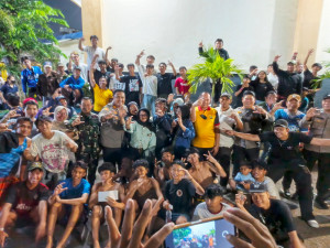 Polsek Cilincing Gelar Lomba Lari Malam Bersama Tiga Pilar, Dorong Pemuda Isi Ramadhan dengan Kegiatan Positif