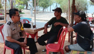 Cooling System di Pulau Untung Jawa, Bhabinkamtibmas Sosialisasikan Layanan Polisi 110 dan Imbau Warga Waspada Cuaca Buruk