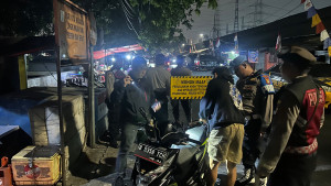 Cegah Tawuran, Polsek Koja Patroli KRYD Bubarkan Remaja yang Nongkrong Larut Malam