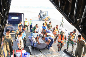 Hercules TNI AU Mendarat di Lanud Sjamsudin Noor Bawa Kekuatan Baru dari Kemhan RI, Penanganan Karhutla Kalimantan Selatan Kian Diperkuat