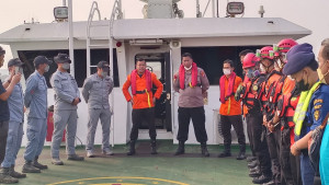 Hari Ketiga, KP Sanjaya-7017 Polri dan KN SAR Tetuka Terus Sisir Perairan Selat Sunda
