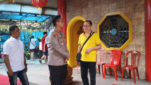 Kapolsek Metro Penjaringan Tinjau Kesiapan Vihara Jelang Perayaan Imlek 2026